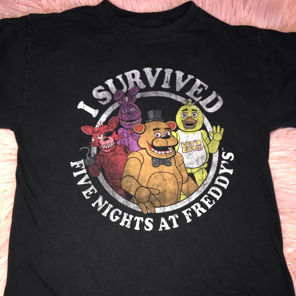 5 nights of Freddy boys shirt - Picture 1 of 3